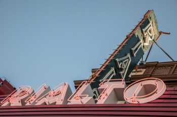 Rialto Theatre, South Pasadena: Restored Neon Closeup