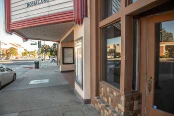 Rialto Theatre, South Pasadena: Store Exterior on Sidewalk