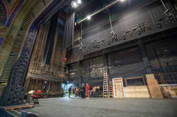 Riviera Theatre, Chicago, Chicago: Stage Right