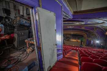 Riviera Theatre, Chicago: Projection Booth and Auditorium