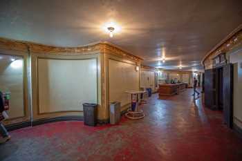 Riviera Theatre, Chicago: Balcony Lobby level