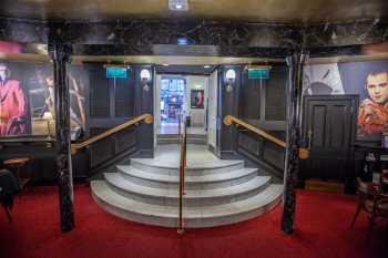 Royal Lyceum Theatre Edinburgh, United Kingdom: outside London: Howard Bar Entrance