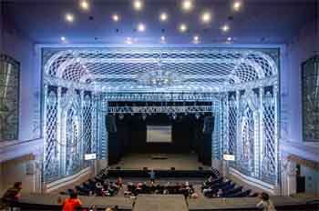 Saban Theatre, Beverly Hills, Los Angeles: Greater Metropolitan Area: Stage from Balcony Center