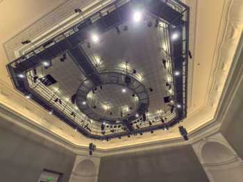 San Francisco War Memorial & Performing Arts Center, San Francisco Bay Area: Atrium Theatre Ceiling