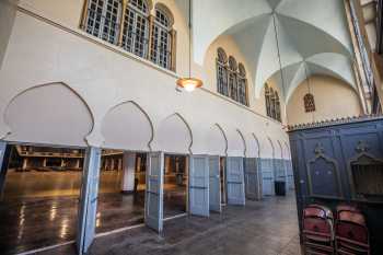 Shrine Auditorium, University Park, Los Angeles: Greater Metropolitan Area: Expo Hall Entrance from left side