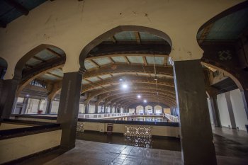 Shrine Auditorium, University Park: Hall from South stairway at Gallery level