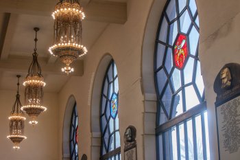 Shrine Auditorium, University Park, Los Angeles: Greater Metropolitan Area: Vestibule ceiling details