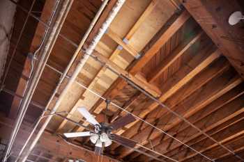 Spreckels Theatre, San Diego, California (outside Los Angeles and San Francisco): Trapped area of ceiling