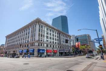 Spreckels Theatre, San Diego, California (outside Los Angeles and San Francisco): The Spreckels Theatre Building from across the street