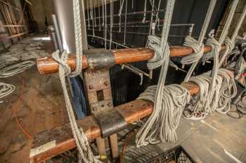 Spreckels Theatre, San Diego, California (outside Los Angeles and San Francisco): Pin Rail Upstage End