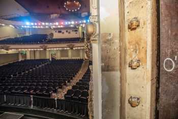Spreckels Theatre, San Diego, California (outside Los Angeles and San Francisco): Proscenium Striplights at Stage Right