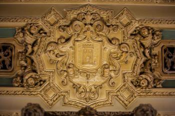 State Theatre, Los Angeles, Los Angeles: Downtown: Detail above Auditorium uplighter