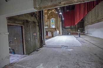 State Theatre, Los Angeles, Los Angeles: Downtown: Stage Left