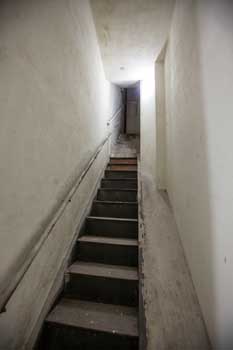 State Theatre, Los Angeles, Los Angeles: Downtown: Stairs to Organ Chamber