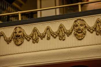 Studebaker Theater, Chicago: Balcony Frieze Closeup
