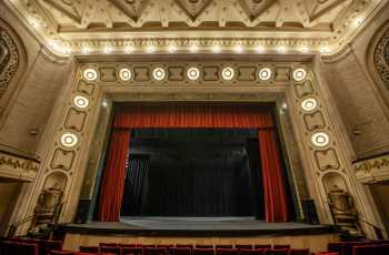 Studebaker Theater, Chicago, Chicago: Stage from Orchestra center