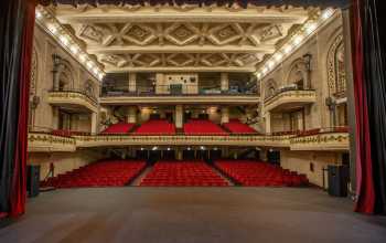 Studebaker Theater, Chicago: Auditorium from rear of Stage
