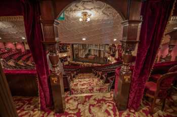 Theatre Royal, Newcastle upon Tyne, United Kingdom: outside London: Grand Circle Staircase