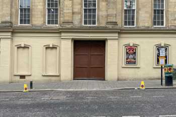 Theatre Royal, Newcastle upon Tyne, United Kingdom: outside London: Dock Door (access to backstage) on Shakespeare Street