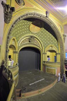 Tower Theatre, Los Angeles: Proscenium Arch