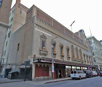 Tower Theatre, Los Angeles: Rear and 8th St façade in 2018