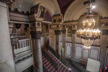 Tower Theatre, Los Angeles: Lobby Upper Level