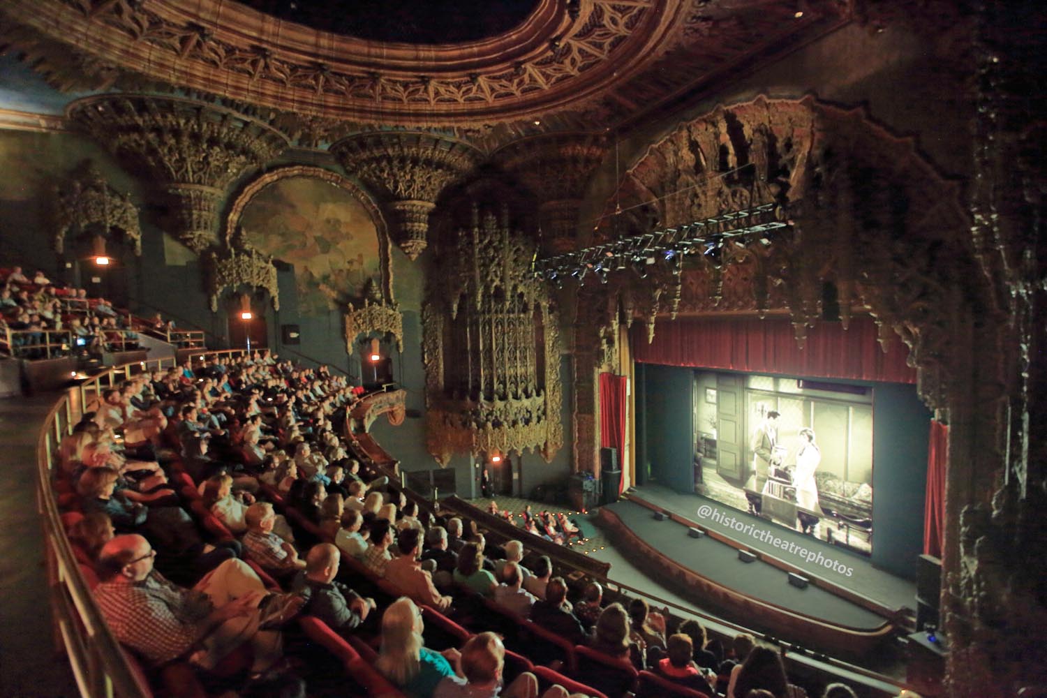 The United Theater on Broadway, Los Angeles: <i>Last Remaining Seats</i> 2017 Audience from Balcony