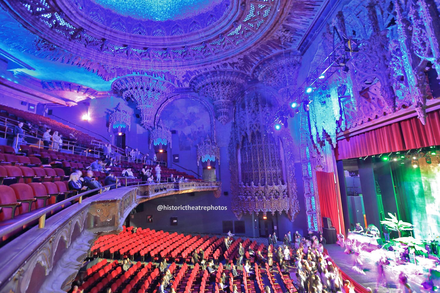 The United Theater on Broadway, Los Angeles: <i>Night On Broadway</i> 2016 from Balcony right