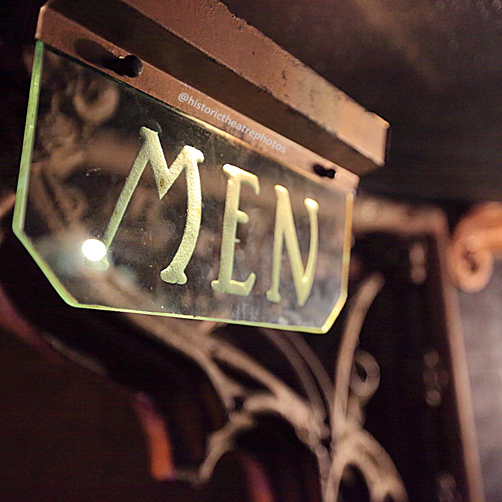 The United Theater on Broadway, Los Angeles: Mens Room signage