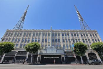 Warner Bros Theatre