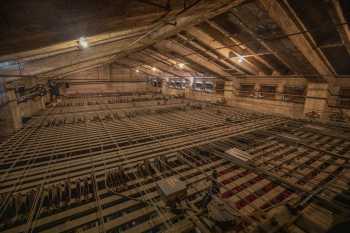 Wilshire Ebell Theatre, Los Angeles: Grid from Stage Right, looking to Stage Left