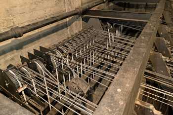 Wilshire Ebell Theatre, Los Angeles: Headblocks from Downstage